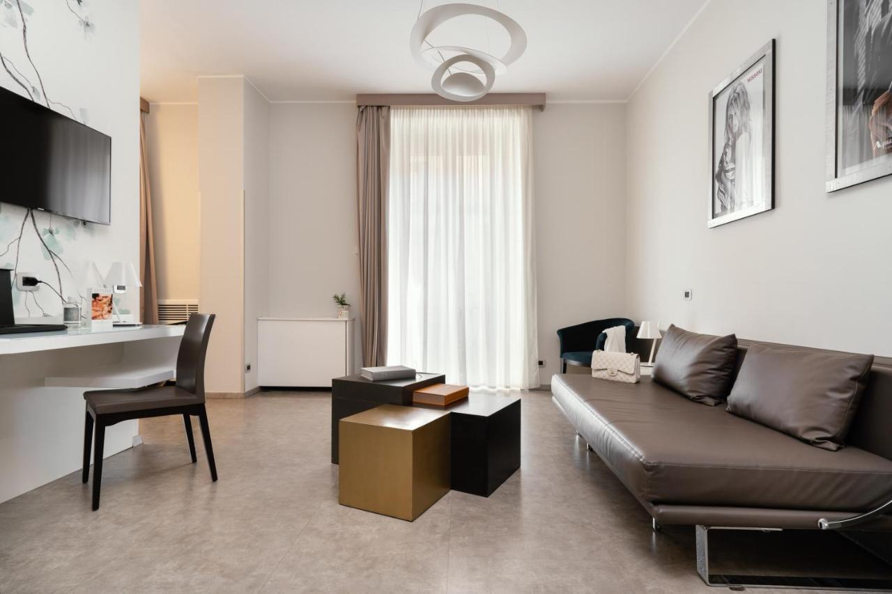 Montenapoleone Suites Milano Ngoại thất bức ảnh